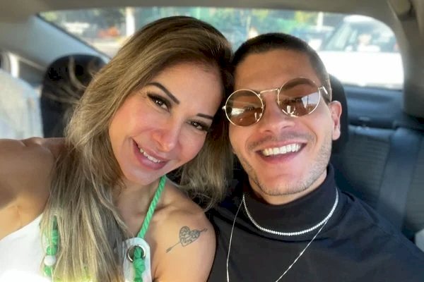 Maíra Cardi relata mudanças na vida e casamento por ódio na internet