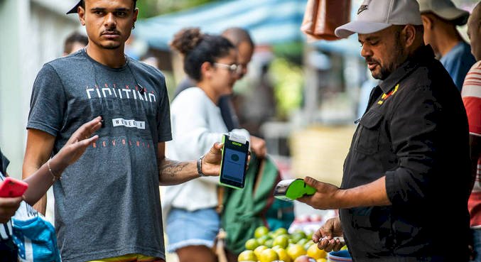 Prévia da inflação ganha força e avança 0,53% em novembro