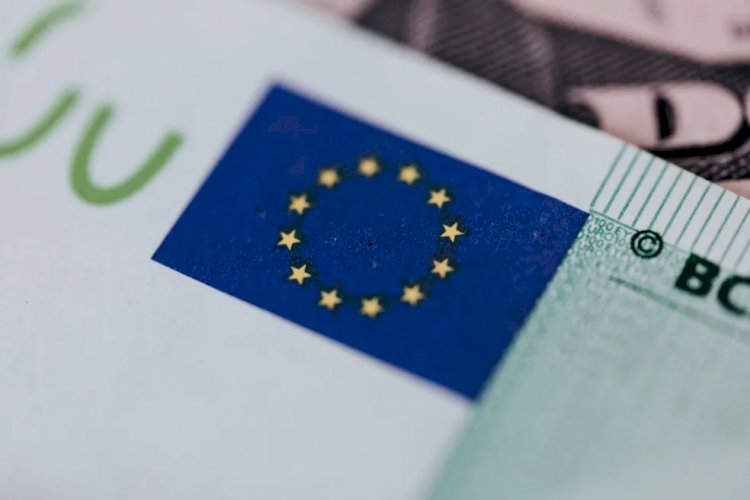 Desemprego na zona do euro cai a 6,5% em outubro, mas ainda atinge quase 11 milhões de pessoas