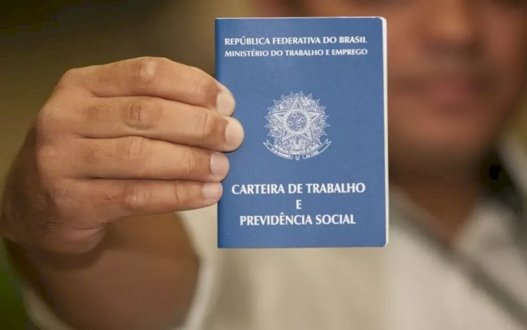 Desemprego vai a 8,4% no trimestre encerrado em janeiro, diz IBGE