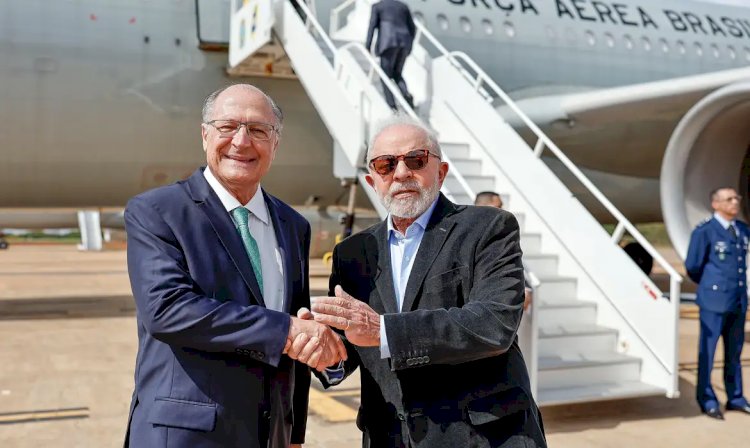 Lula embarca para COP 28 em Dubai e visita mais três países