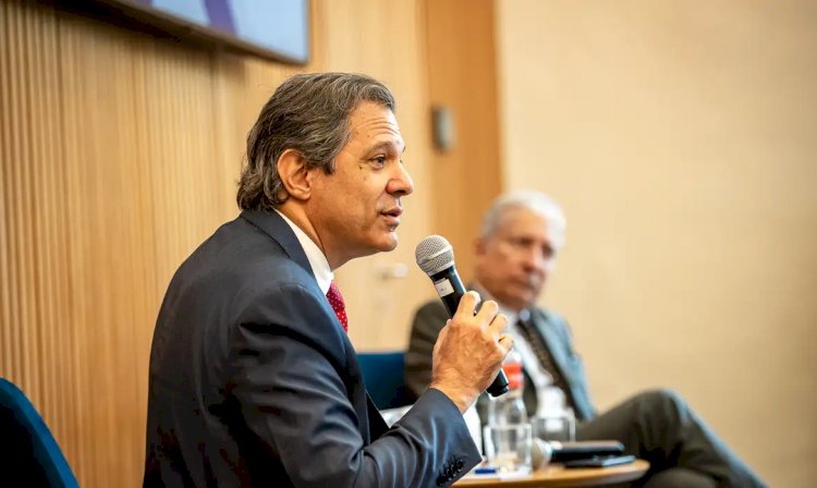 Socorro a aéreas não terá dinheiro do Tesouro, diz Haddad