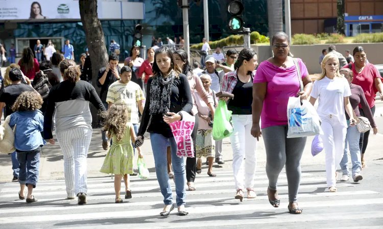 Desemprego sobe para 7,9%, menor índice para o trimestre desde 2014