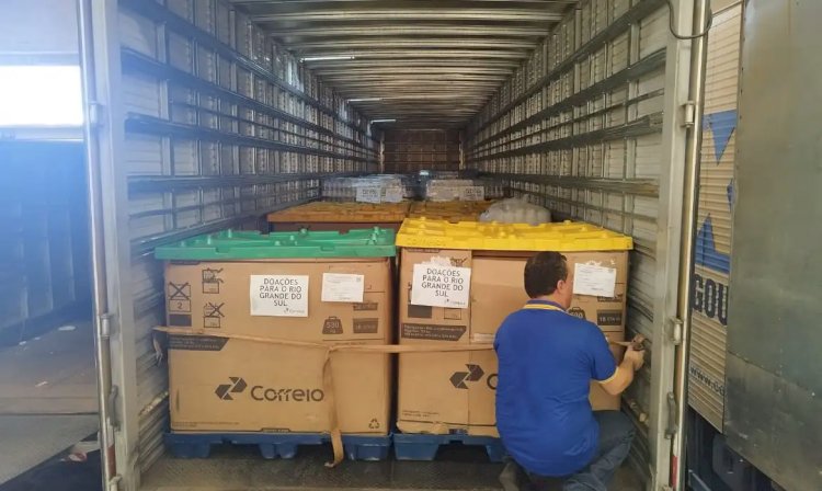 Correios arrecadam mais de 15 mil toneladas de donativos aos gaúchos