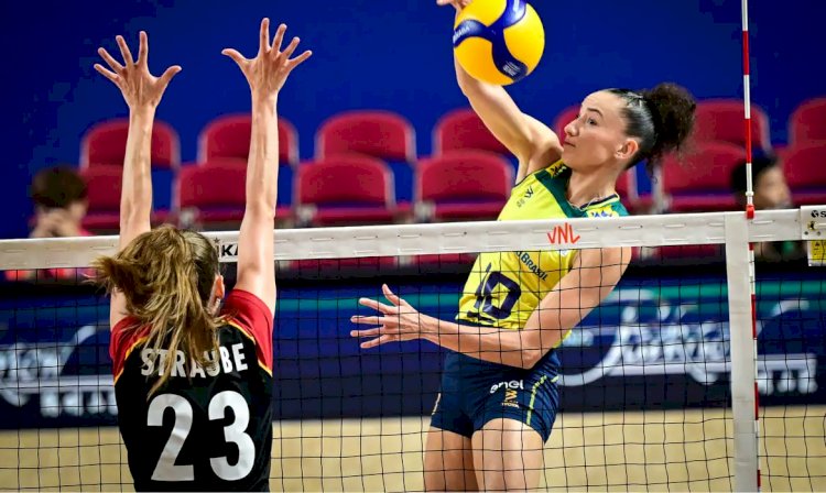 Brasil bate Alemanha e chega à 10ª vitória na Liga das Nações de Vôlei