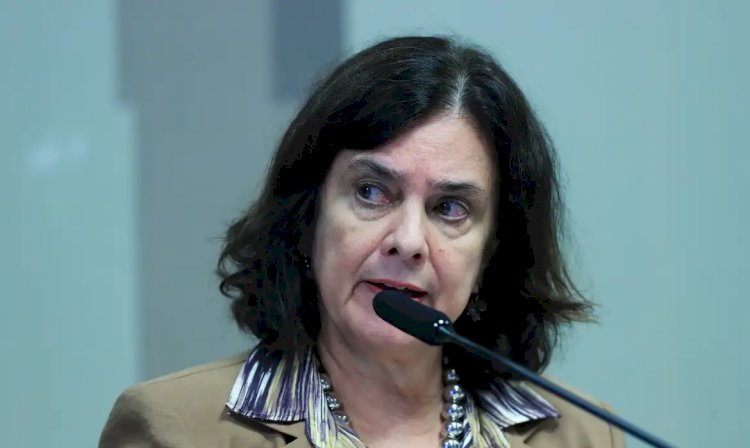 Ministra defende estratégias de combate à desinformação na saúde