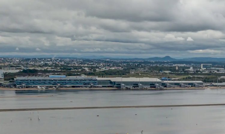 Aeroporto de Porto Alegre reabrirá parcialmente para voos em outubro